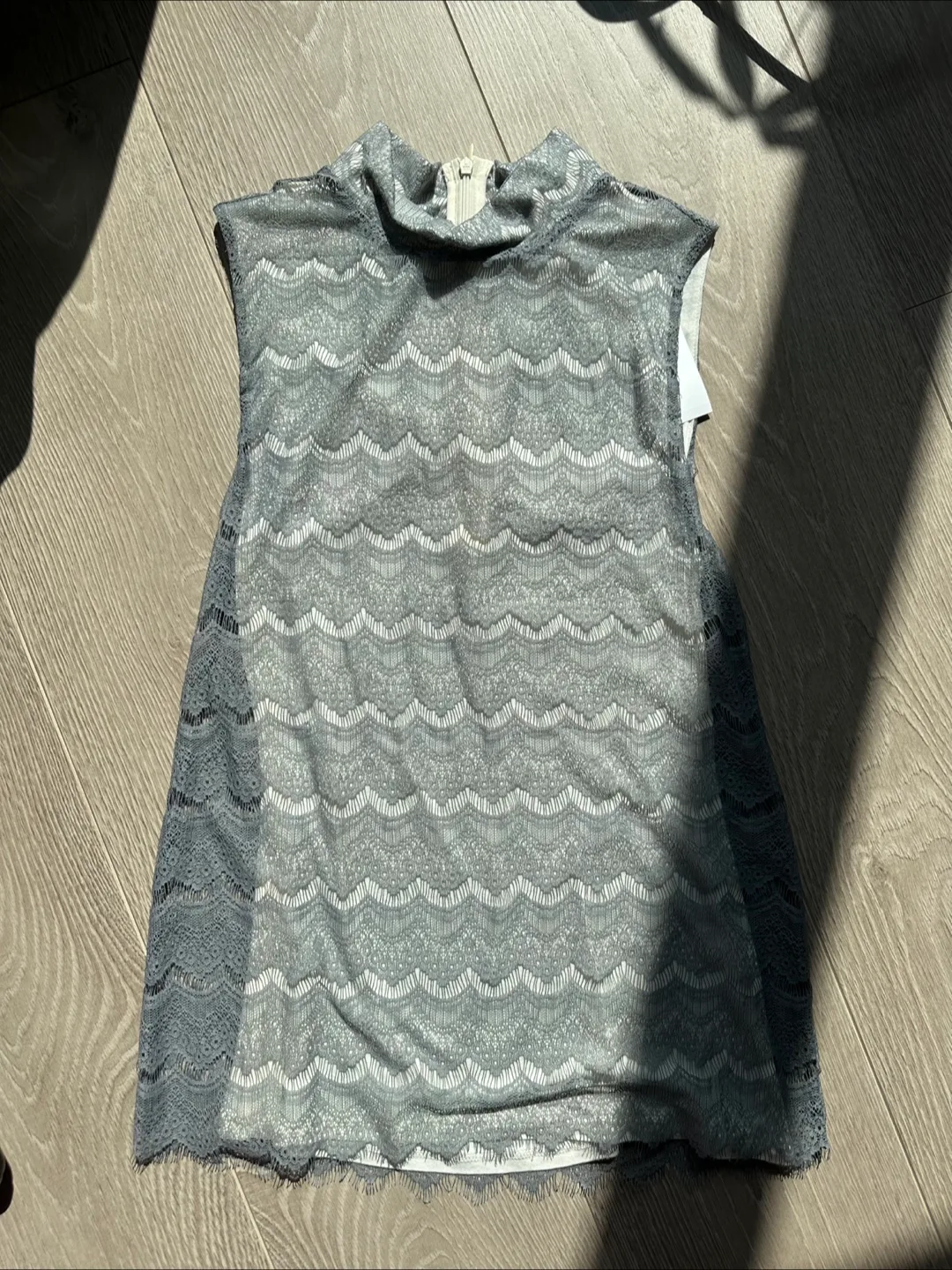 NEW Banana Republic Lace Top thumbnail