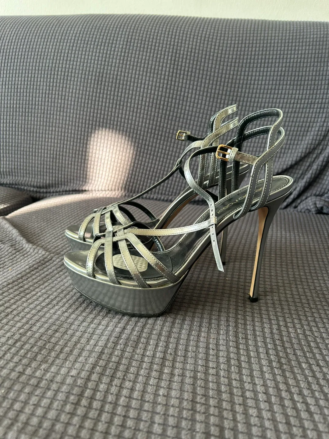 Sergio Rossi Silver Heels - Size 8 image indicator(6)