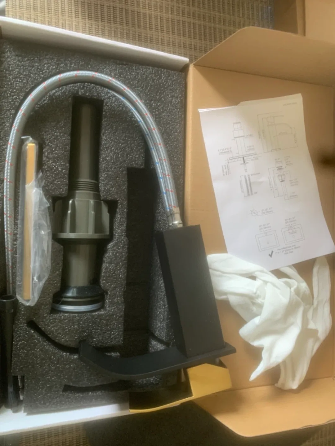 New Matte Black Bathroom Faucet thumbnail