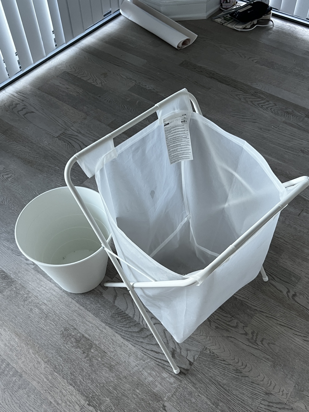 Free laundry basket