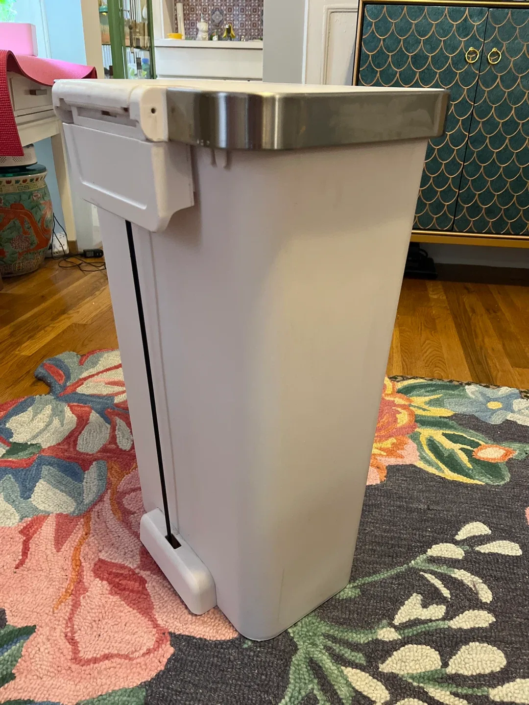 Better Homes & Gardens 11.9 Gallon Step Can - White image indicator(5)