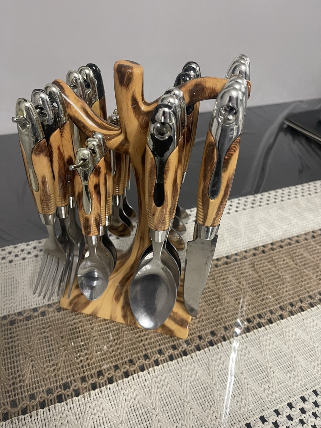Cutlery Set with Wooden Stand Tree Style - photo 3
