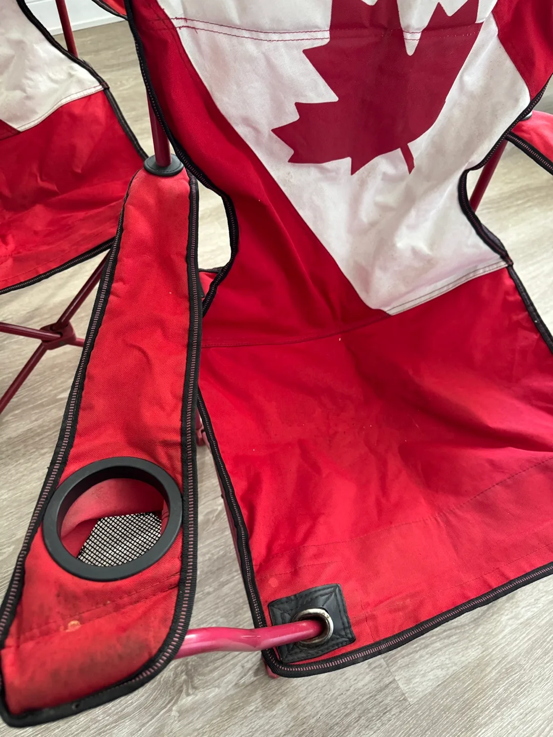 Canadian Flag Folding Camp Chairs - Set of 2 image indicator(2)
