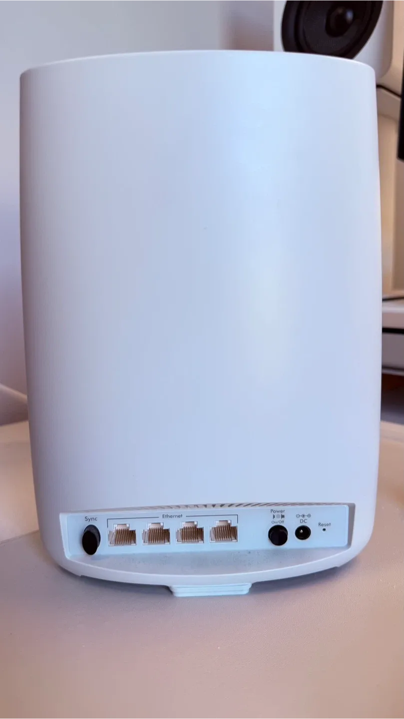 Netgear Orbi RBK50 Router + Satellite thumbnail