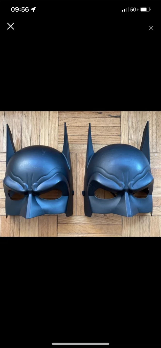2 Batman Halloween masks thumbnail