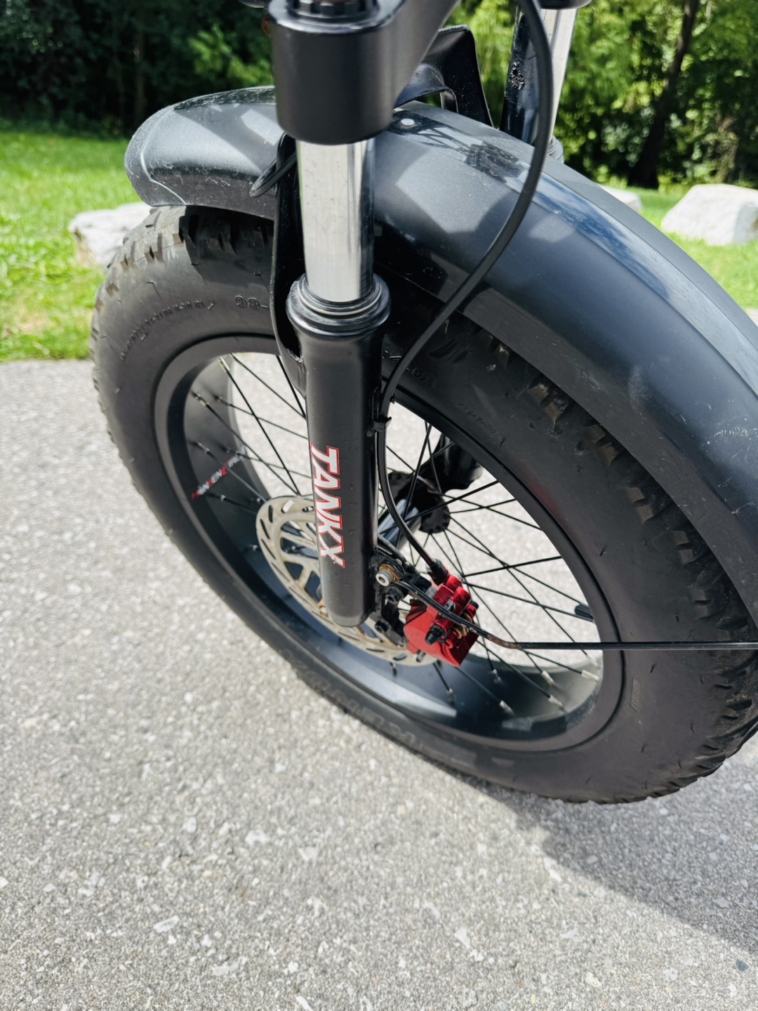 Tankx Electric bike on sale with extra accessories - photo 4