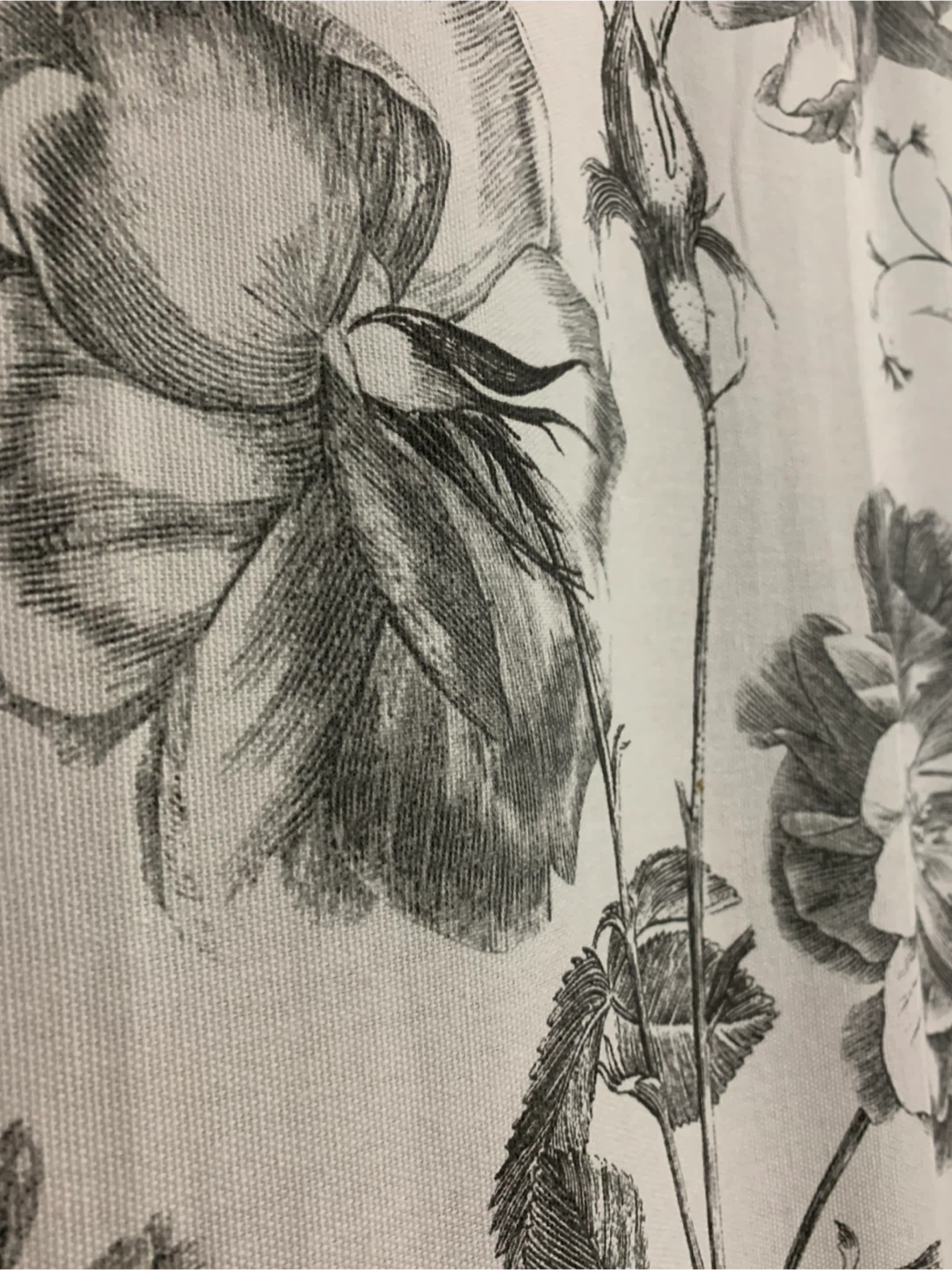 Ralph Lauren Floral Shower Curtain and hangers - photo 3