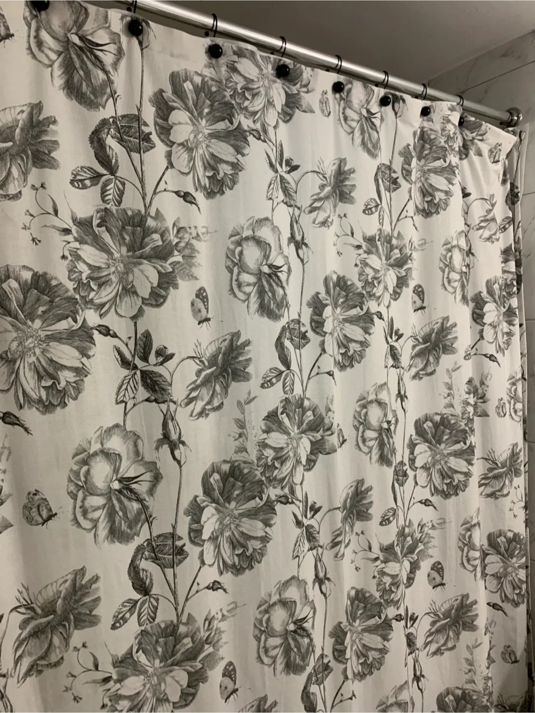 Ralph Lauren Floral Shower Curtain and hangers thumbnail