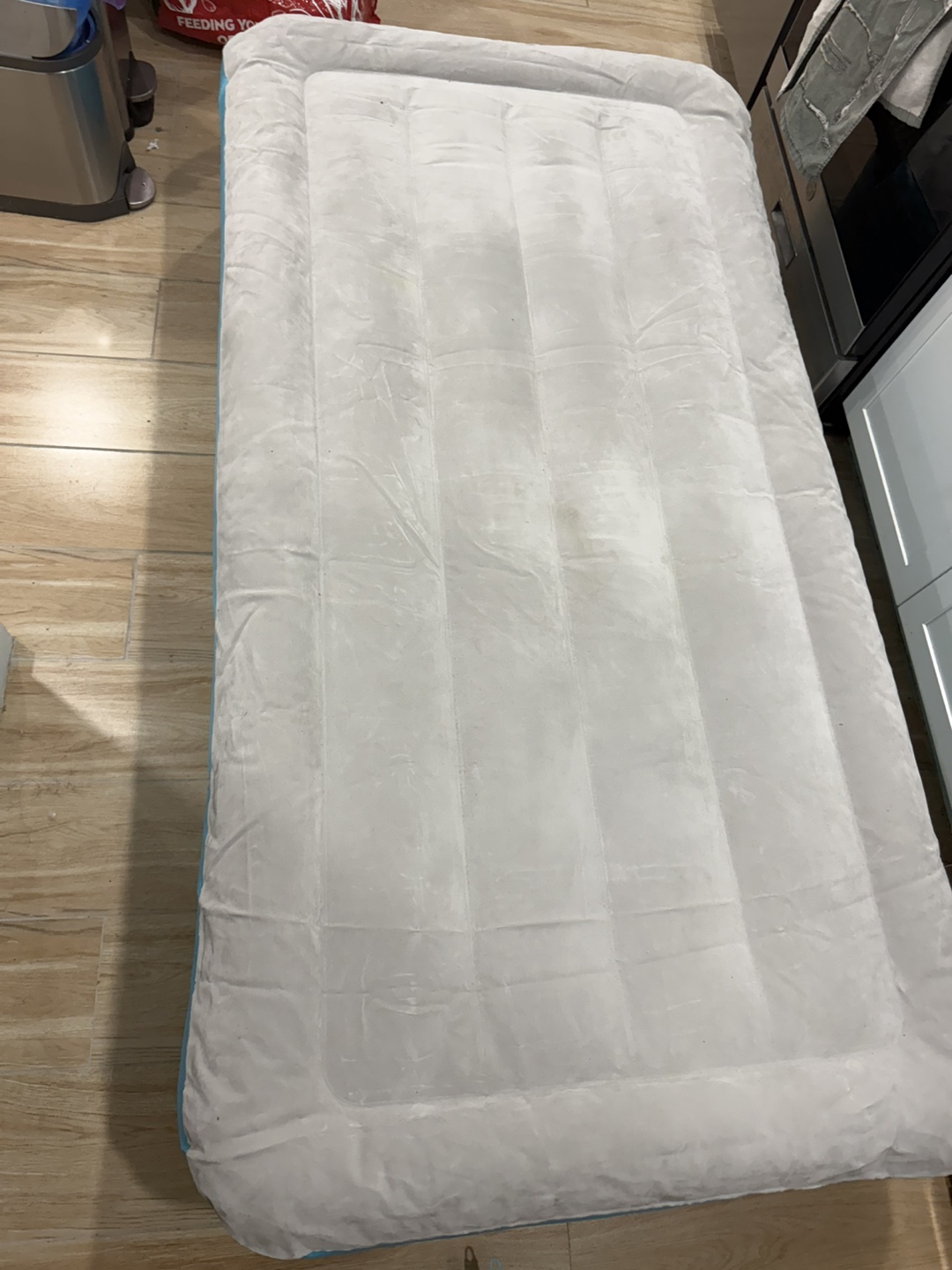 Intex Air Mattress - Great Condition! - photo 3