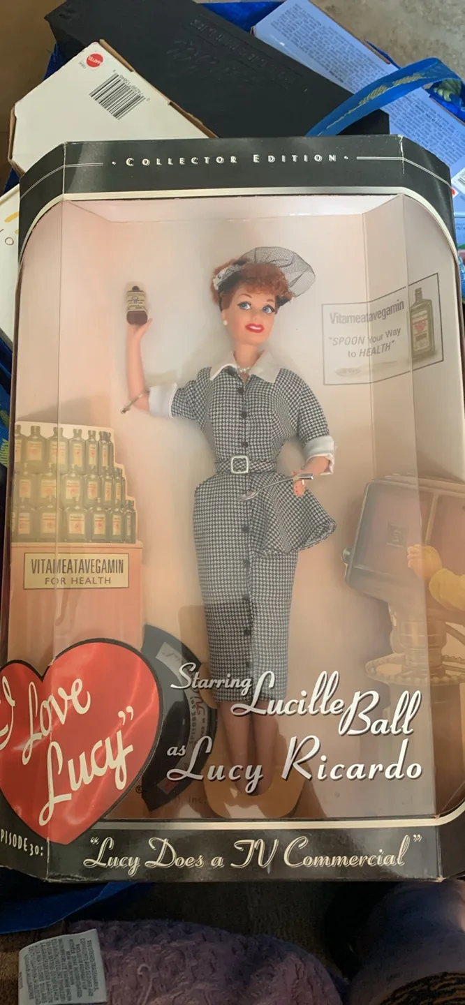 I Love Lucy Doll - Lucy Ricardo - Collector Edition thumbnail