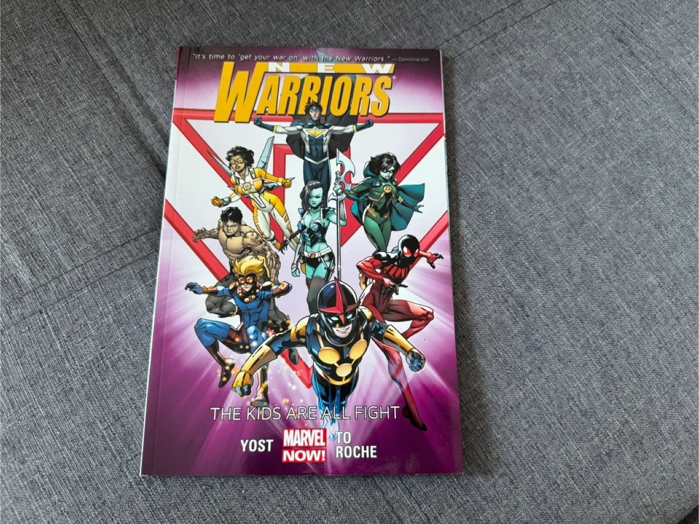Marvel comic: new warriors volume 1 thumbnail
