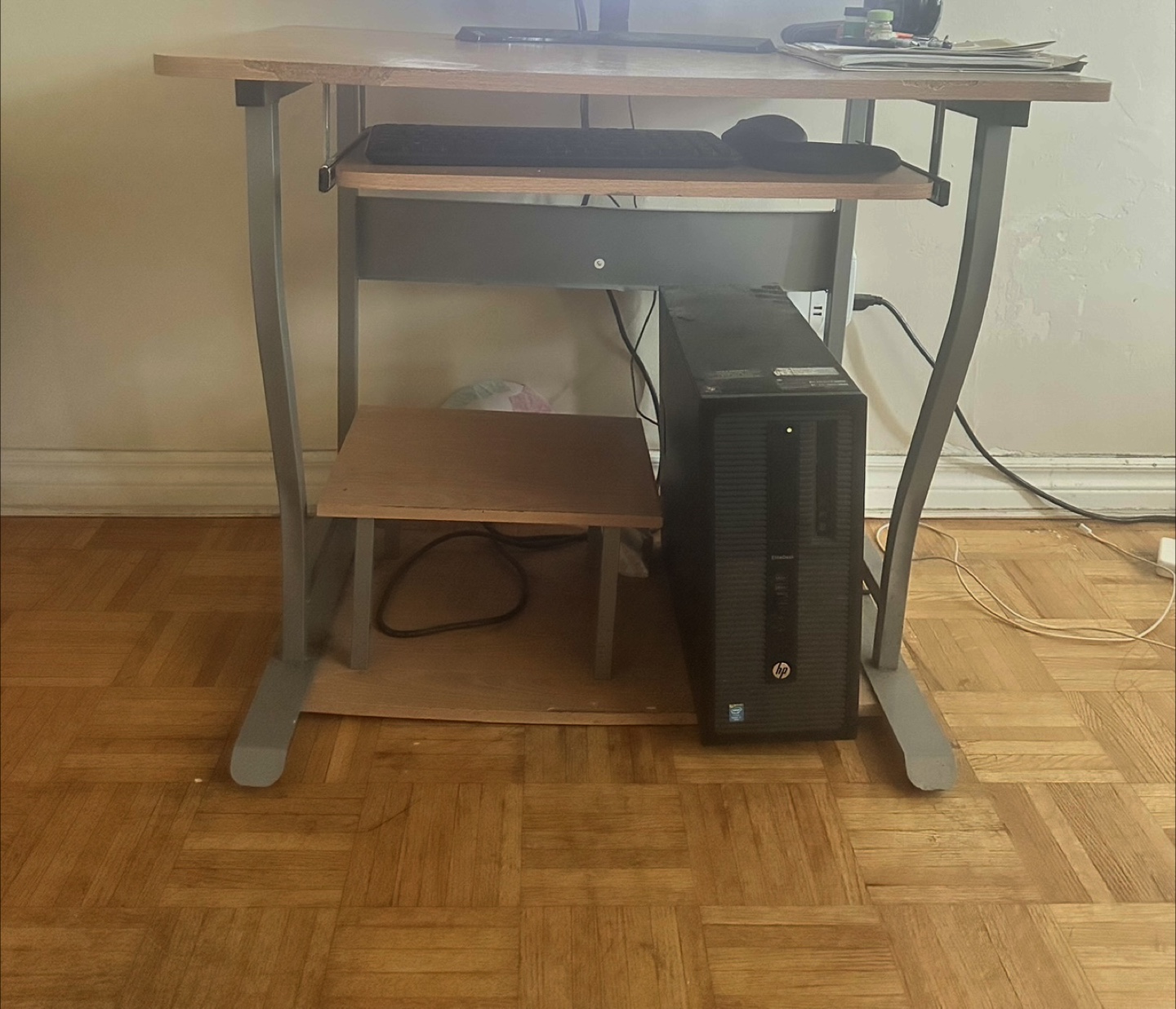 Strong system table-Moving sale