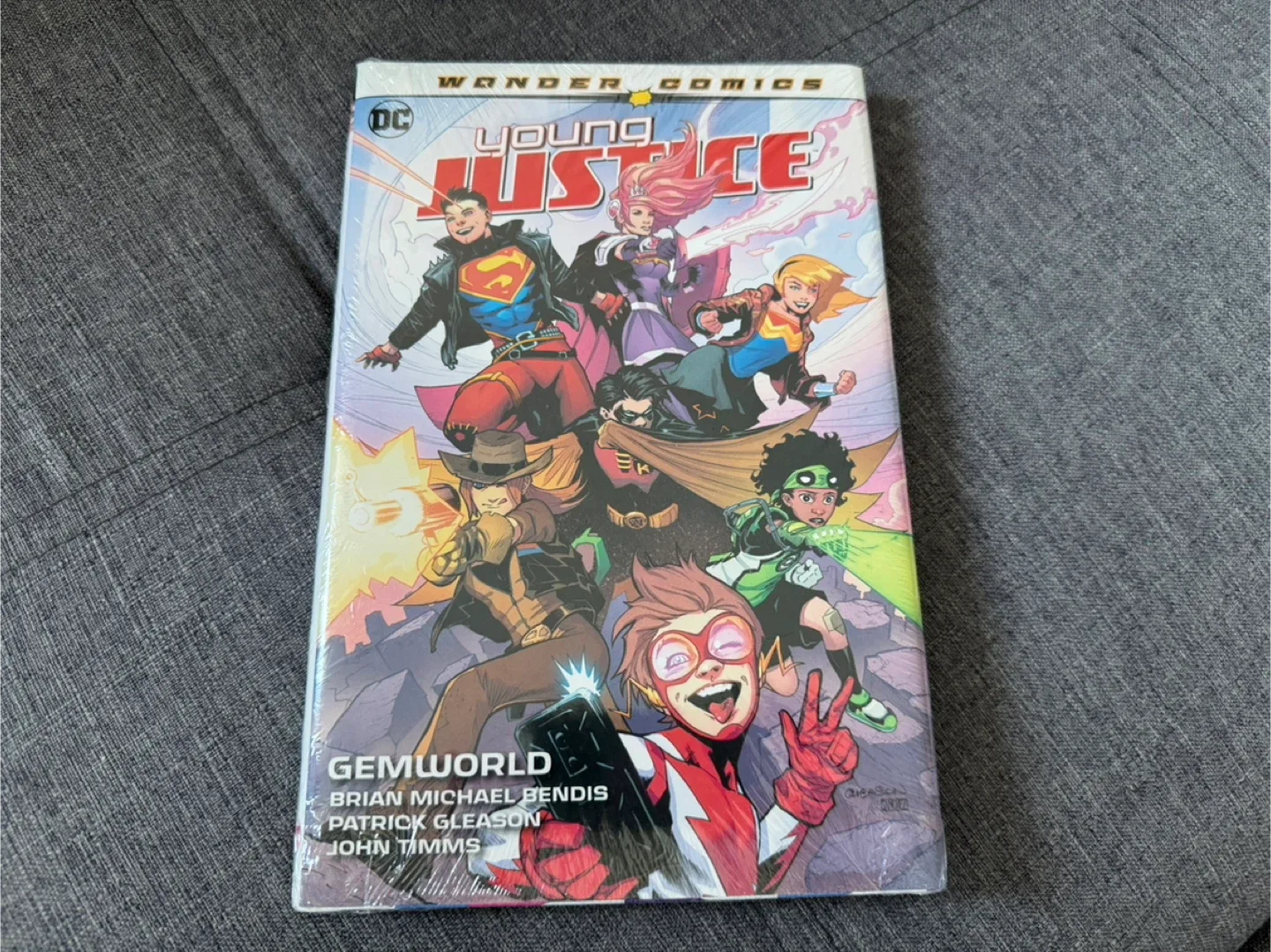 DC Comics Young Justice Gemworld thumbnail