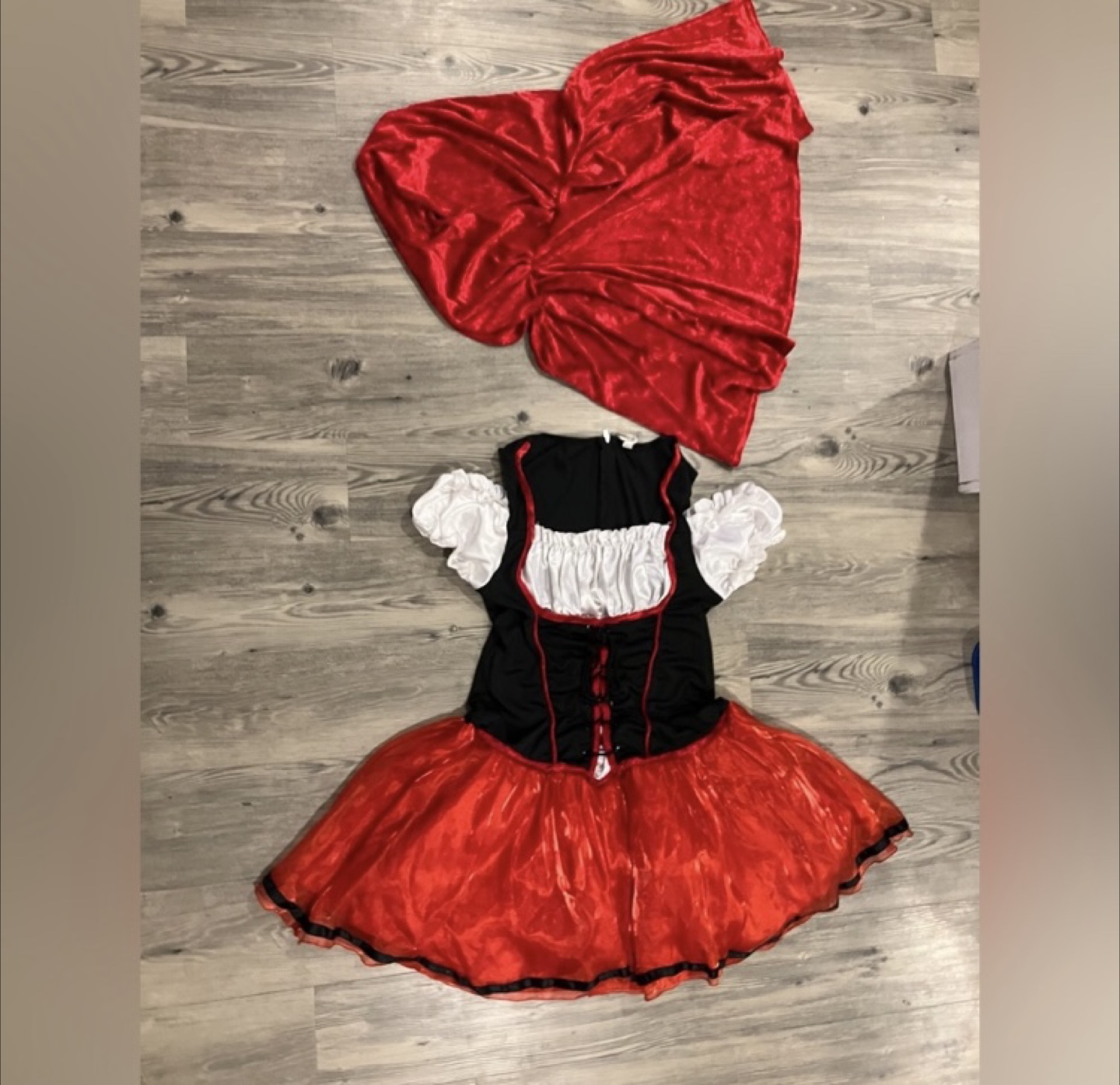 Little Red Riding Hood Costume - photo 5