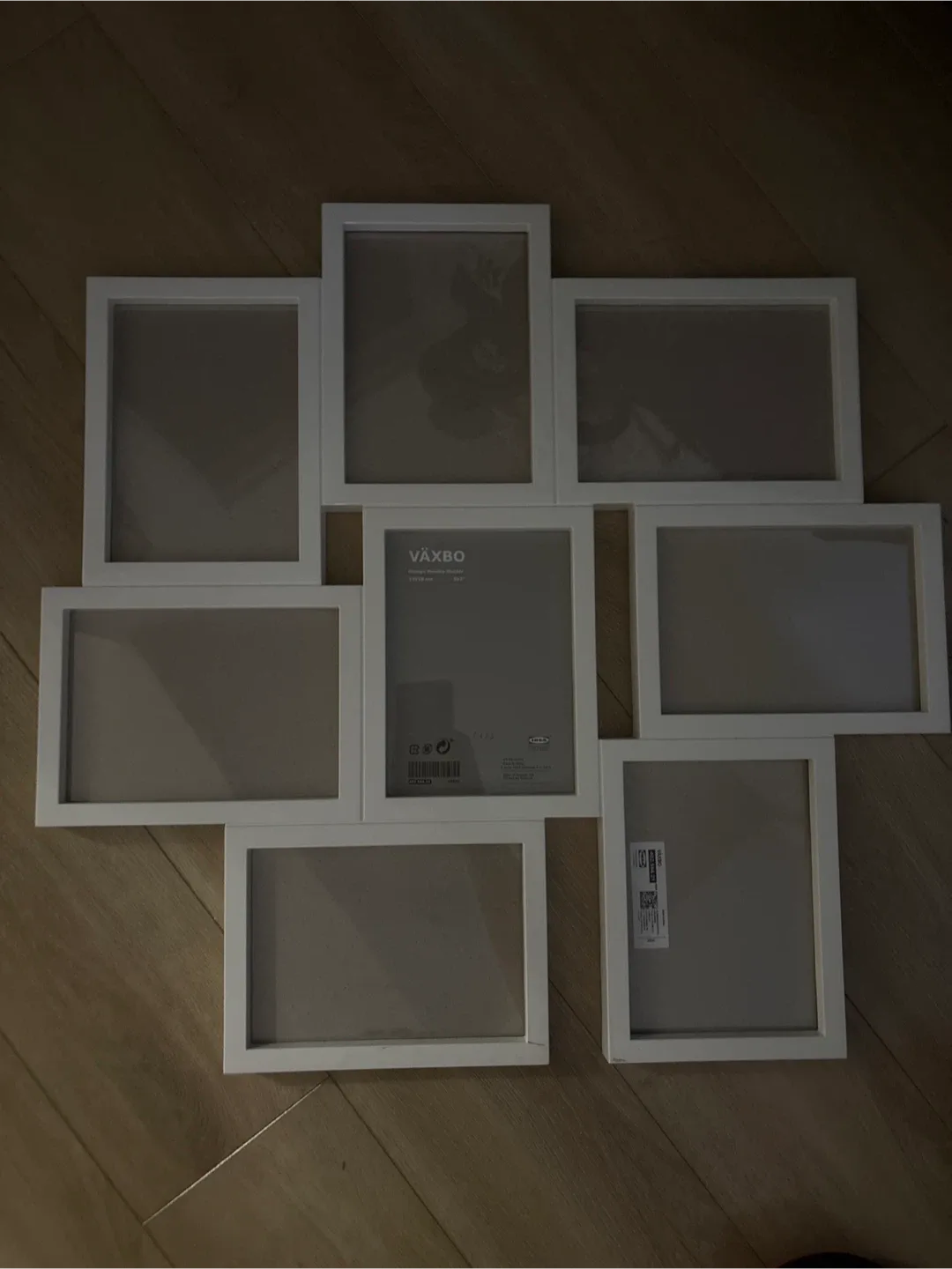 IKEA VÄXBO Collage Frame - Holds 8 Photos thumbnail