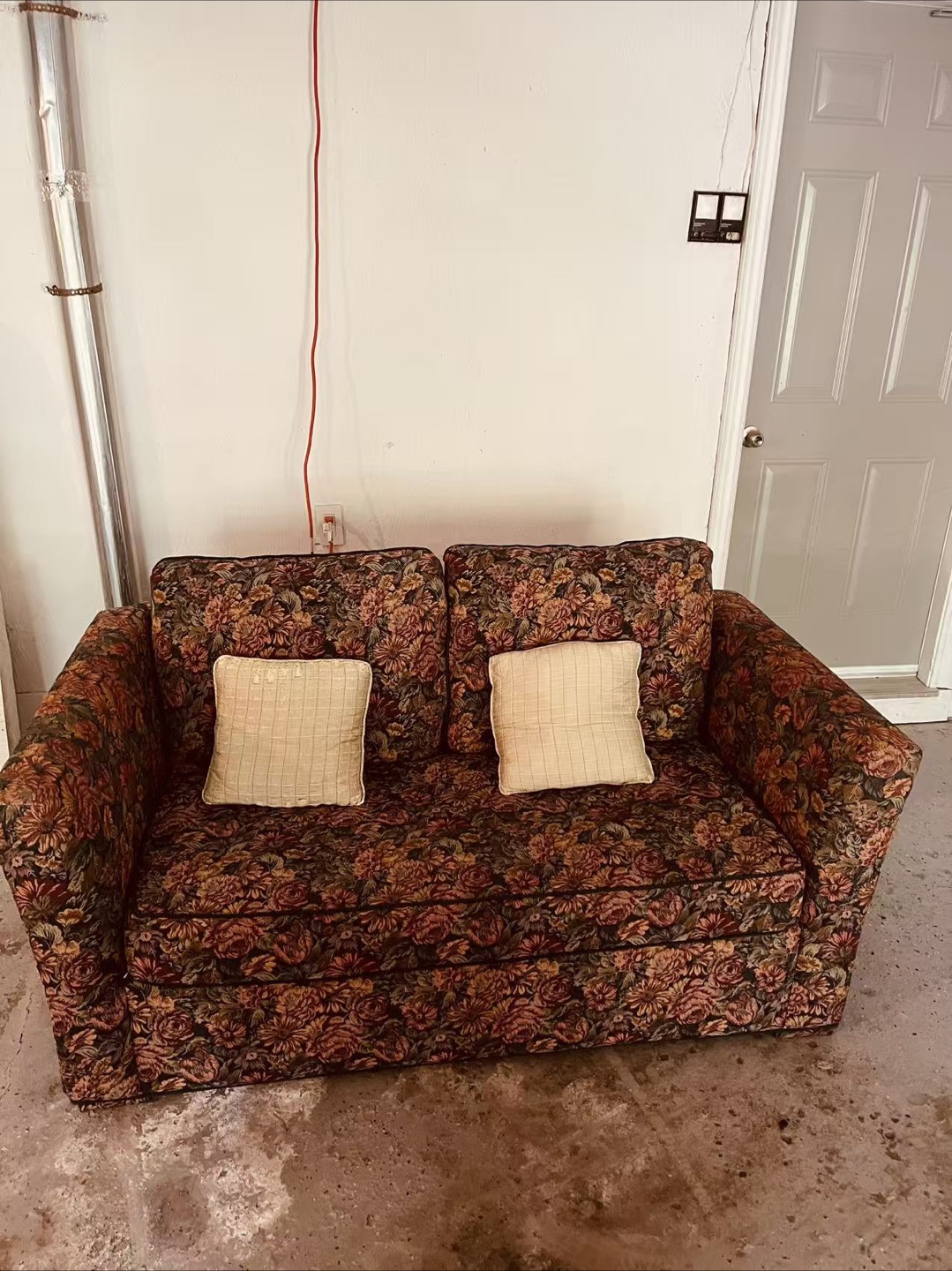 Floral Patterned Loveseat Sofa