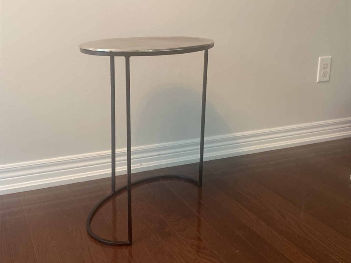 Urban Barn Metal Nesting Tables - Set of 2 - photo 4