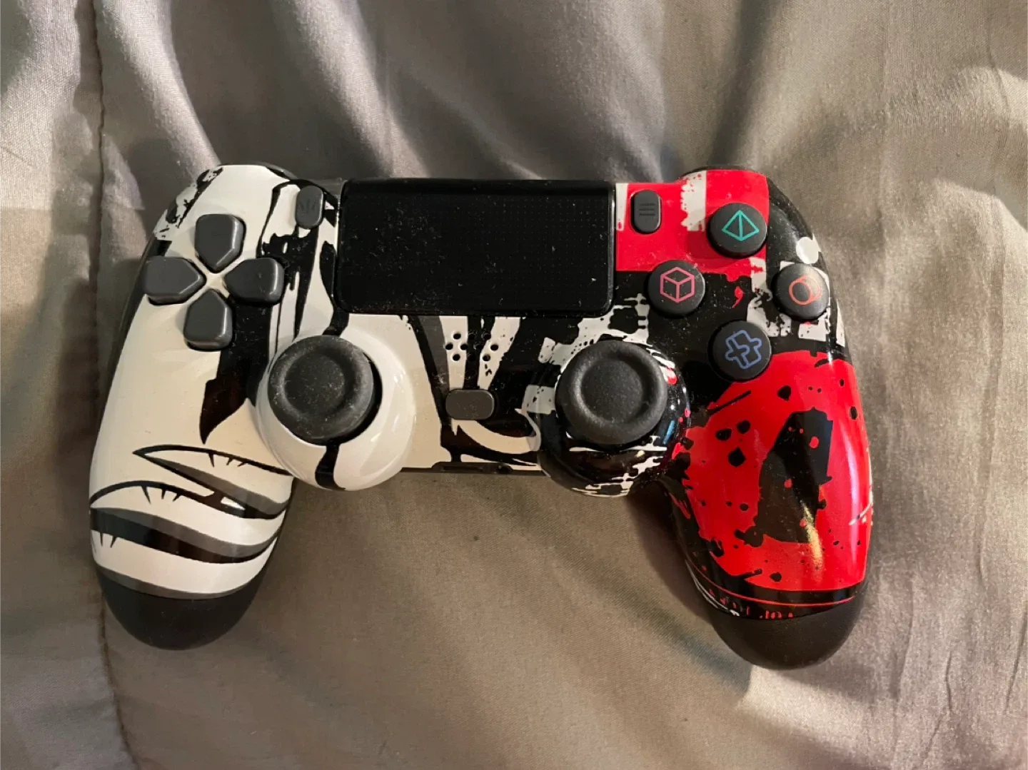 Custom PS4 Dualshock Controller image indicator(3)