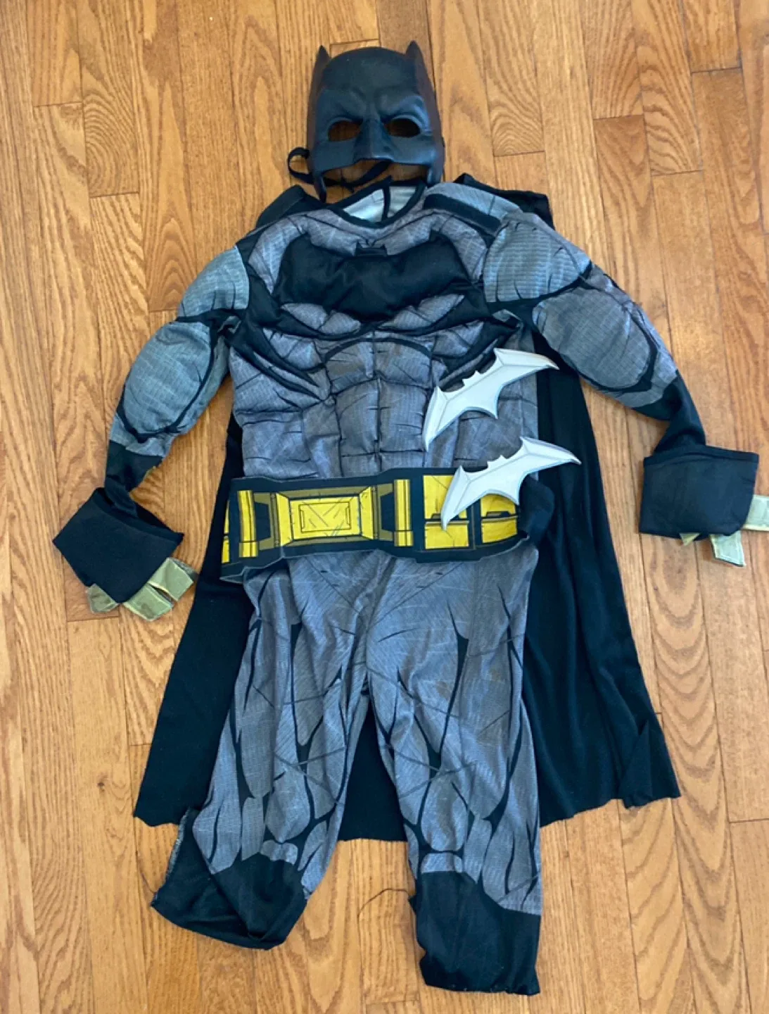 Batman Costume (Ages 5-8) thumbnail
