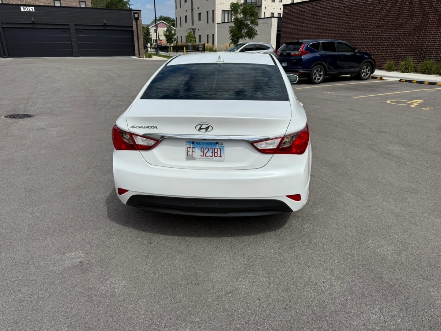 White Hyundai Sonata Sedan 2014 - photo 5