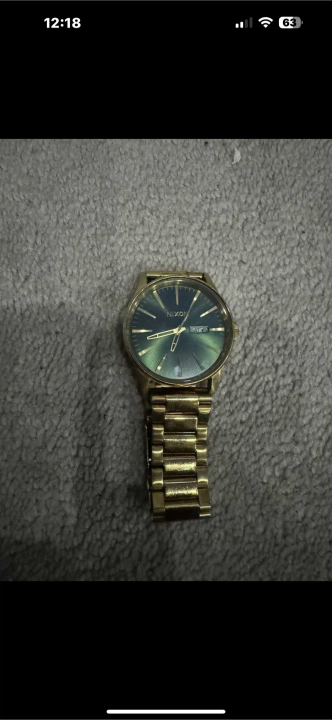 Nixon Sentre SS stainless steel gold plated watch