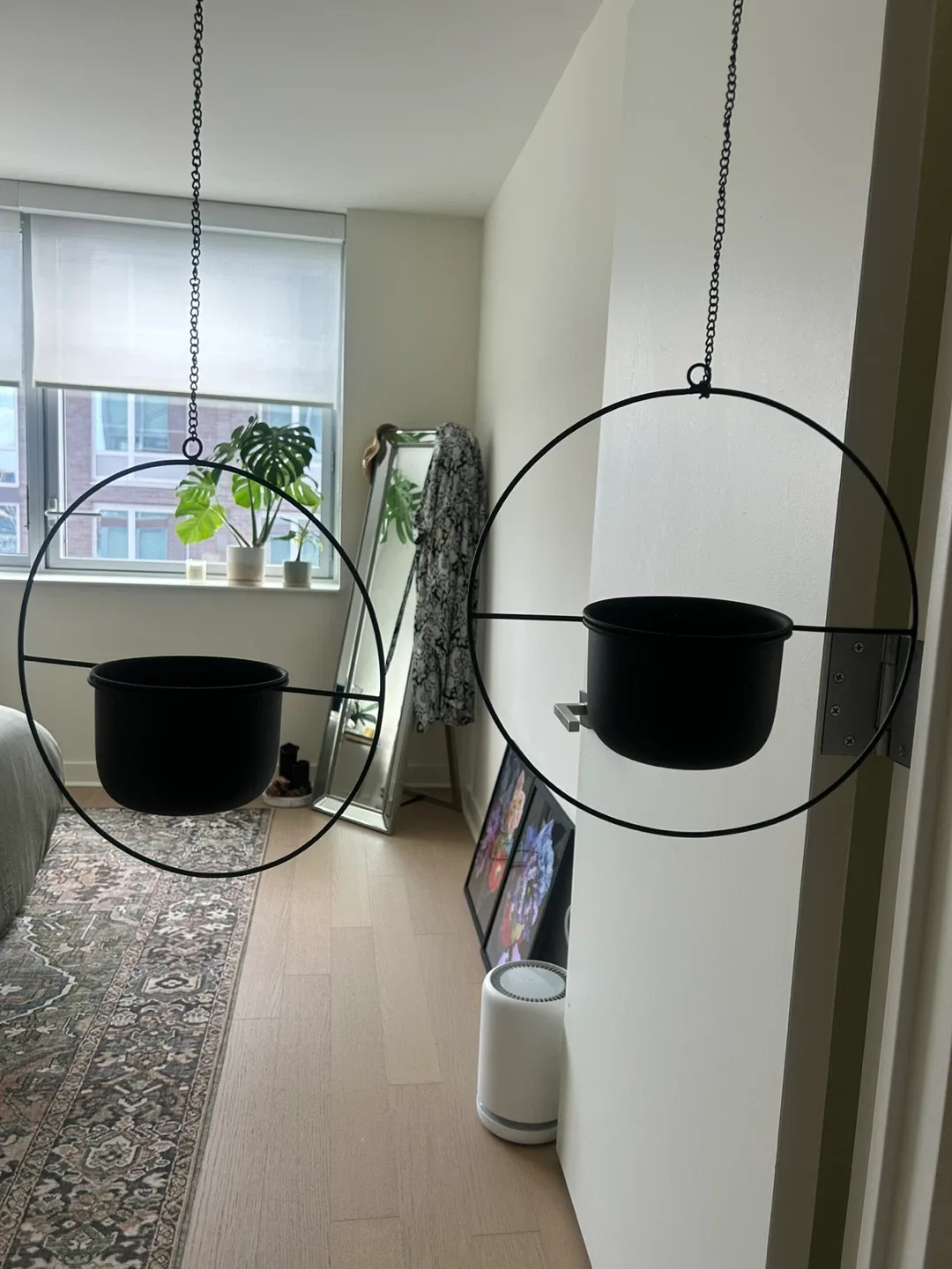 One Hanging Planter, Black metal, 4" Diameter