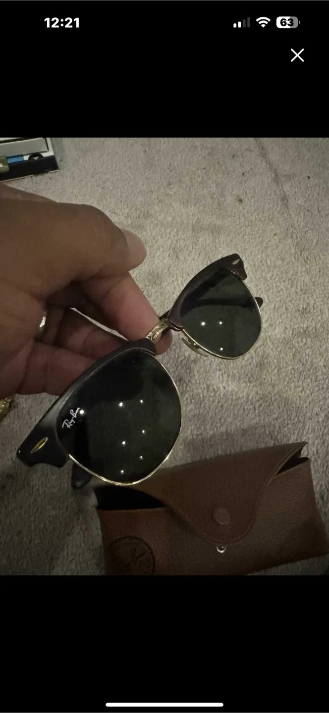 Ray-Ban Clubmaster Sunglasses with Case image indicator(2)