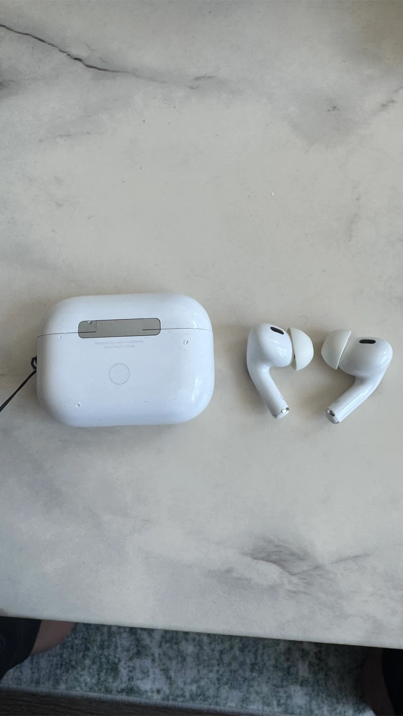 Apple Airpods Pro 2nd Gen - photo 4