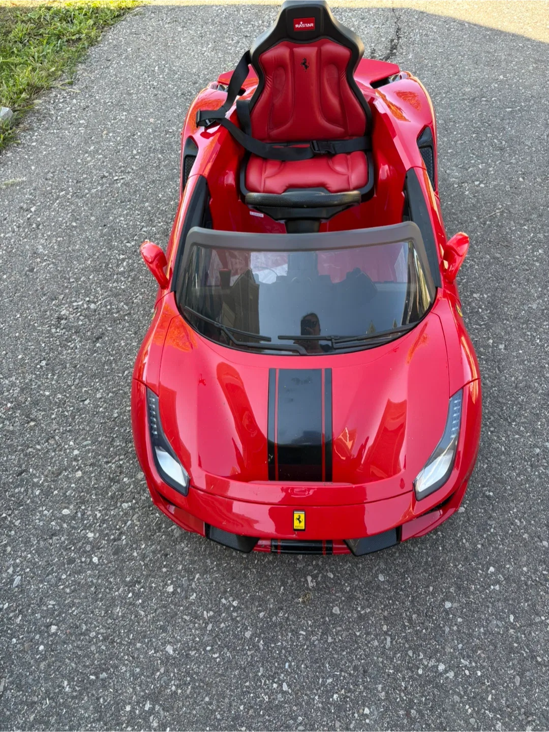 Ferrari 488 Pista Spider Kids Ride(12V)-On Car – Brand New thumbnail