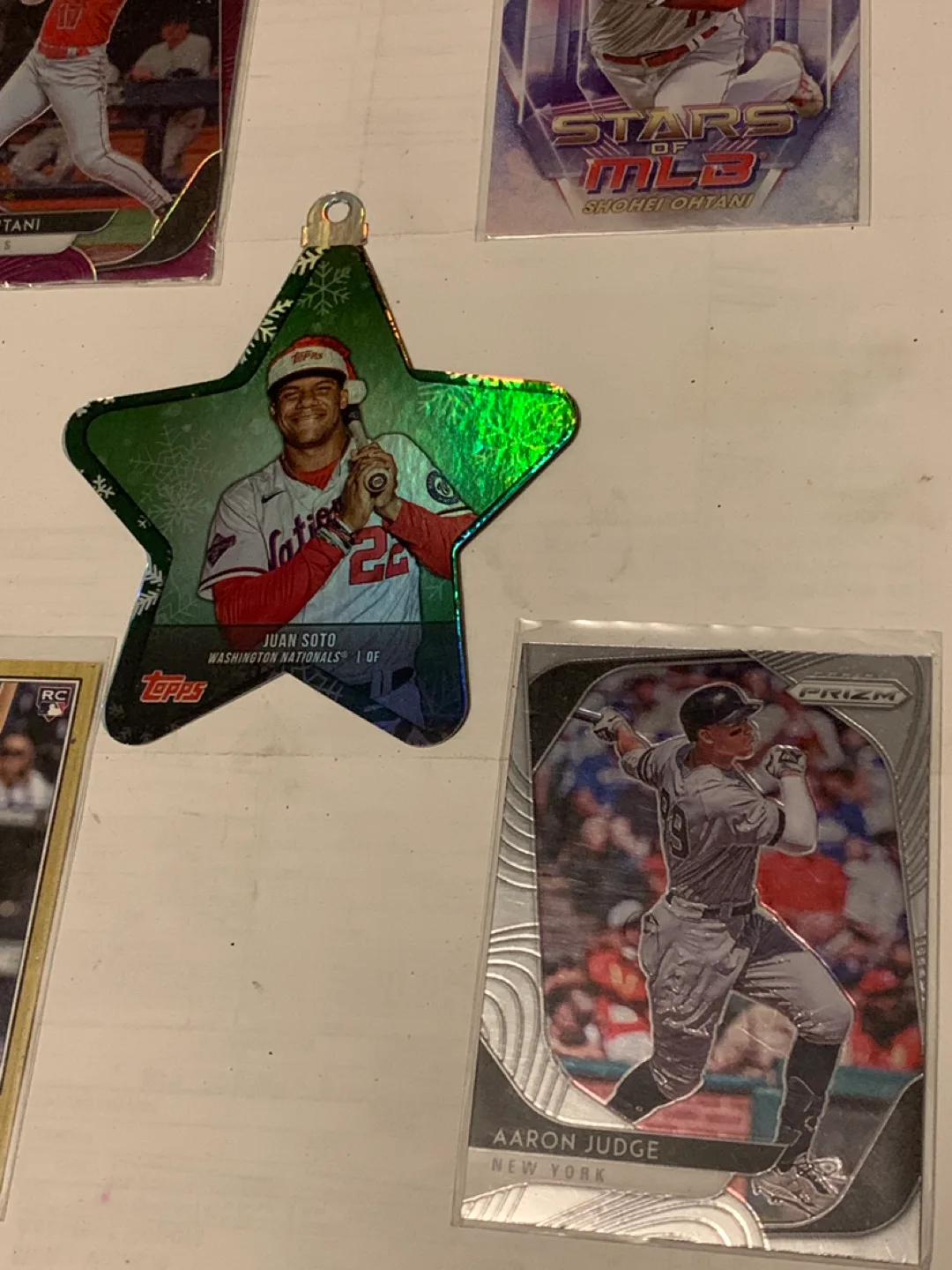 MLB Baseball Trading Cards image indicator(2)