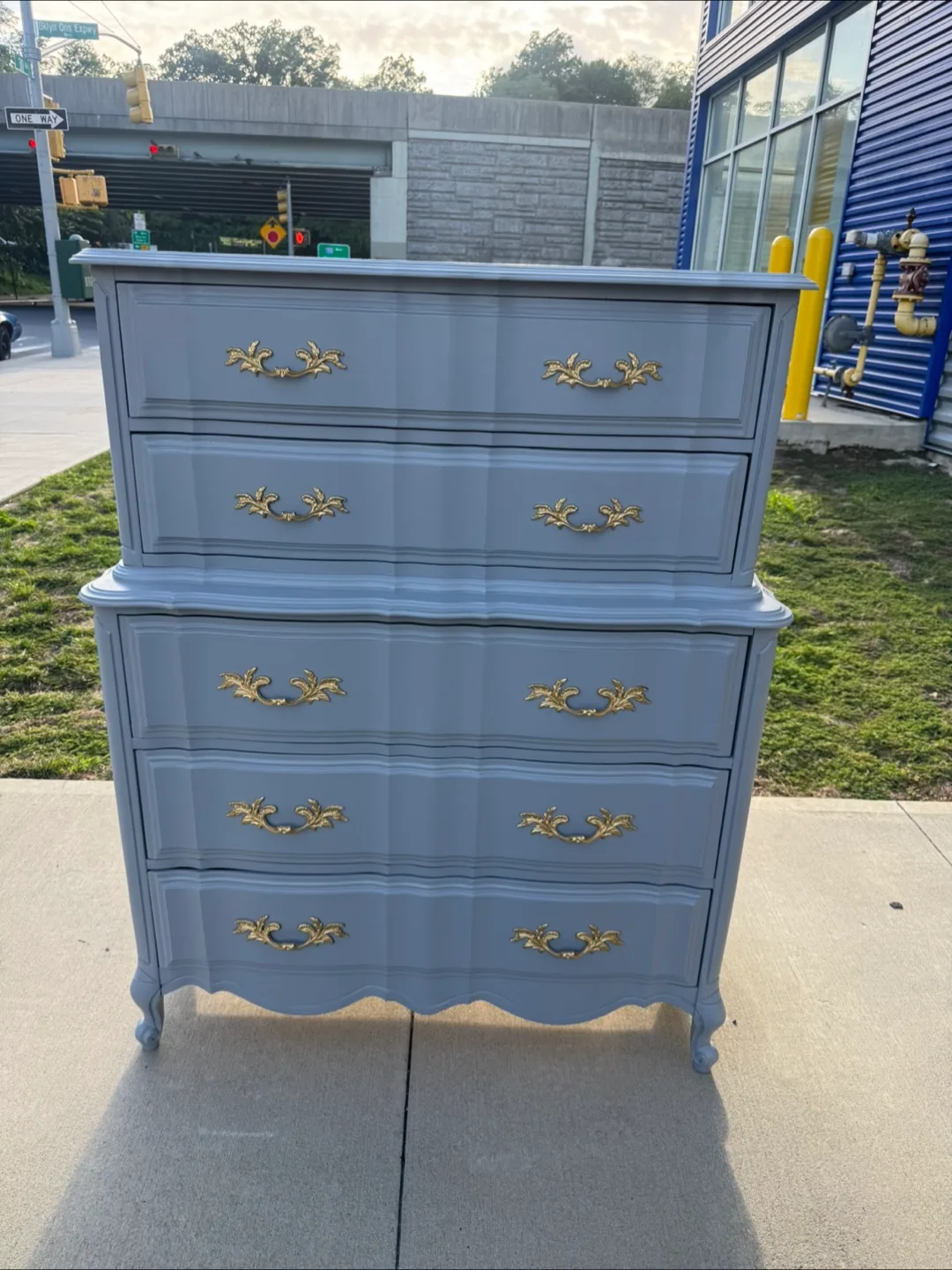 Free delivery wood dresser thumbnail