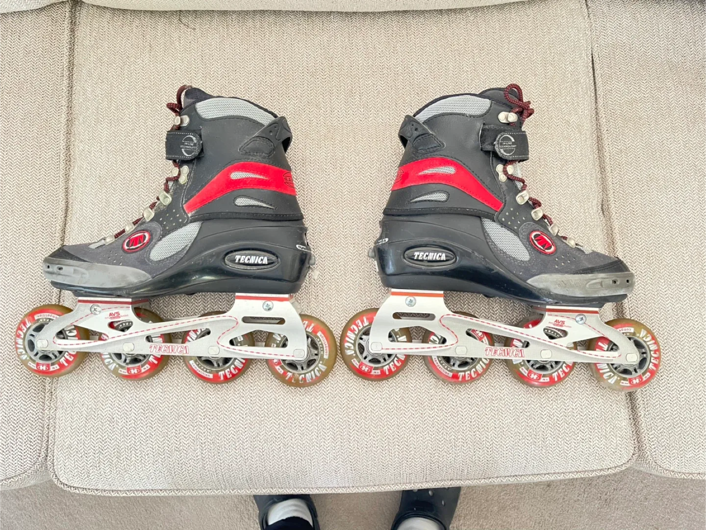 Tecnica Inline Roller Skates - US 7.5 image indicator(3)