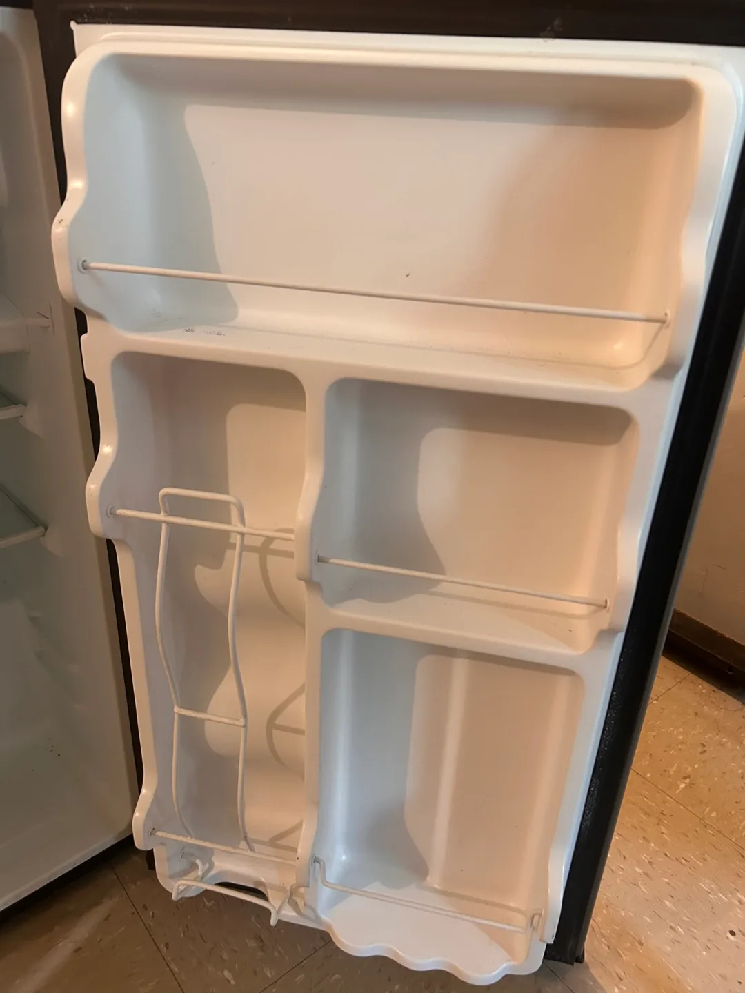 Frigidaire Mini Fridge - Compact Refrigerator image indicator(3)