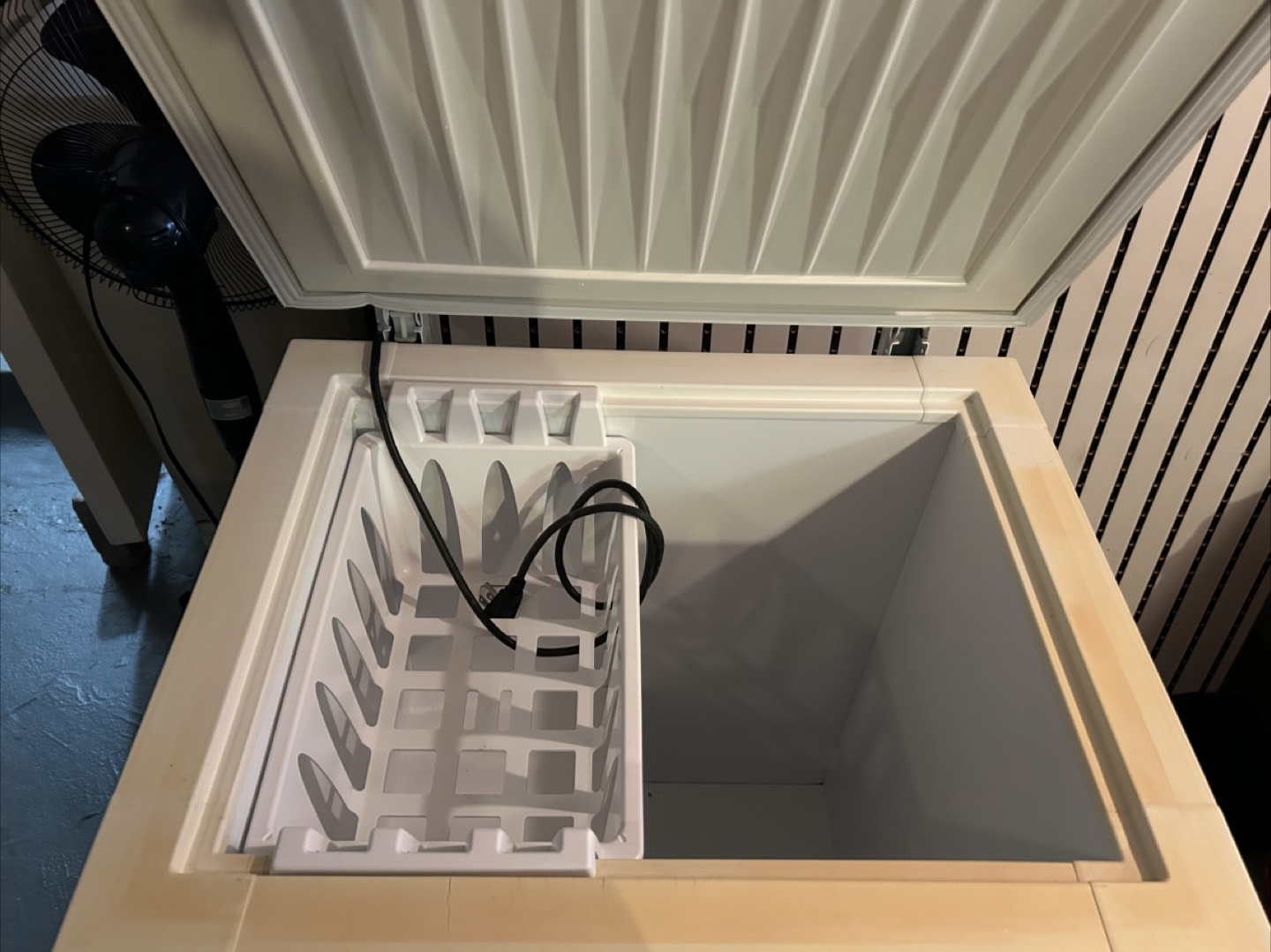 Frigidaire Chest Freezer - photo 2