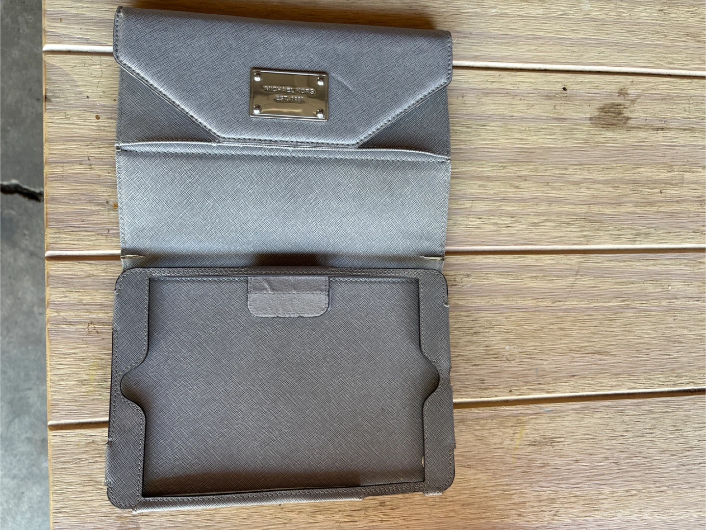 Michael Kors iPad Case - Grey - photo 2