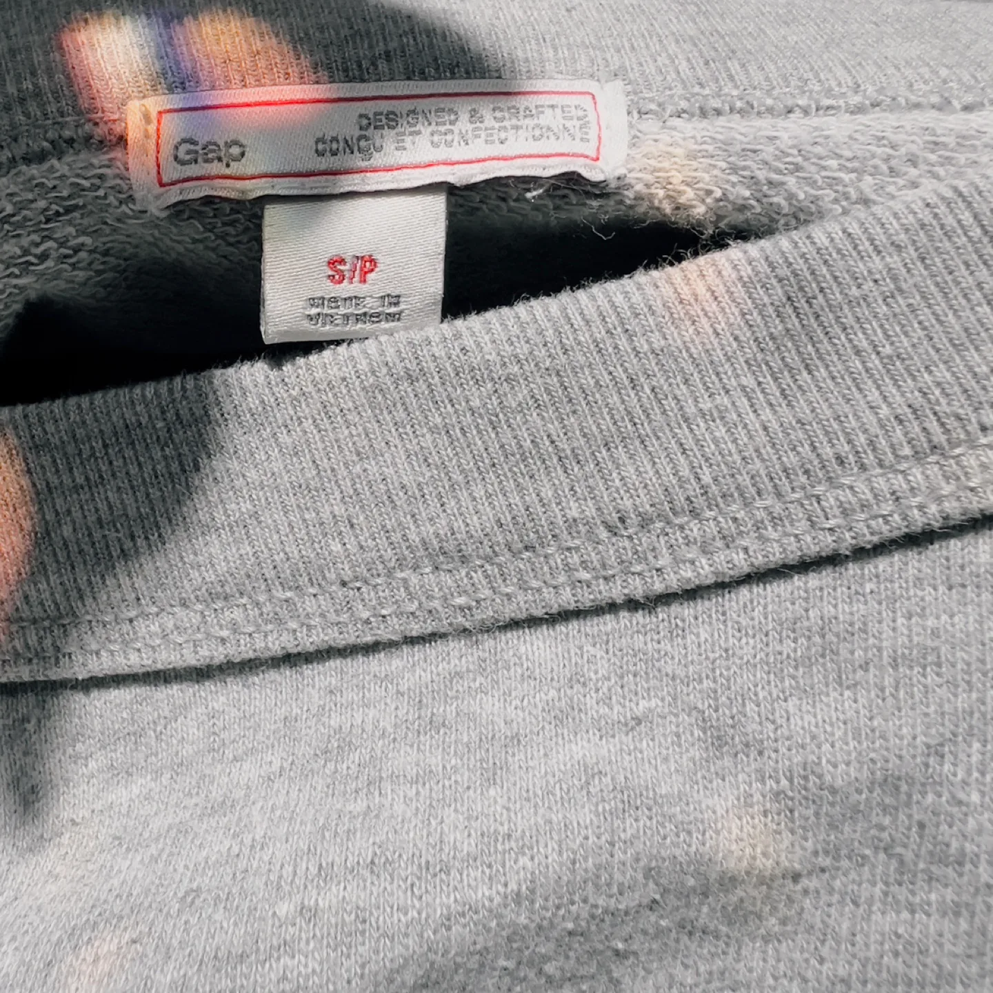 Gap Gray Sweatshirt - Size Small image indicator(2)