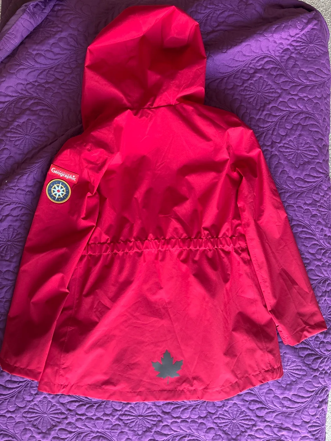 Canadian Geographic Kids Rain Jacket image indicator(2)