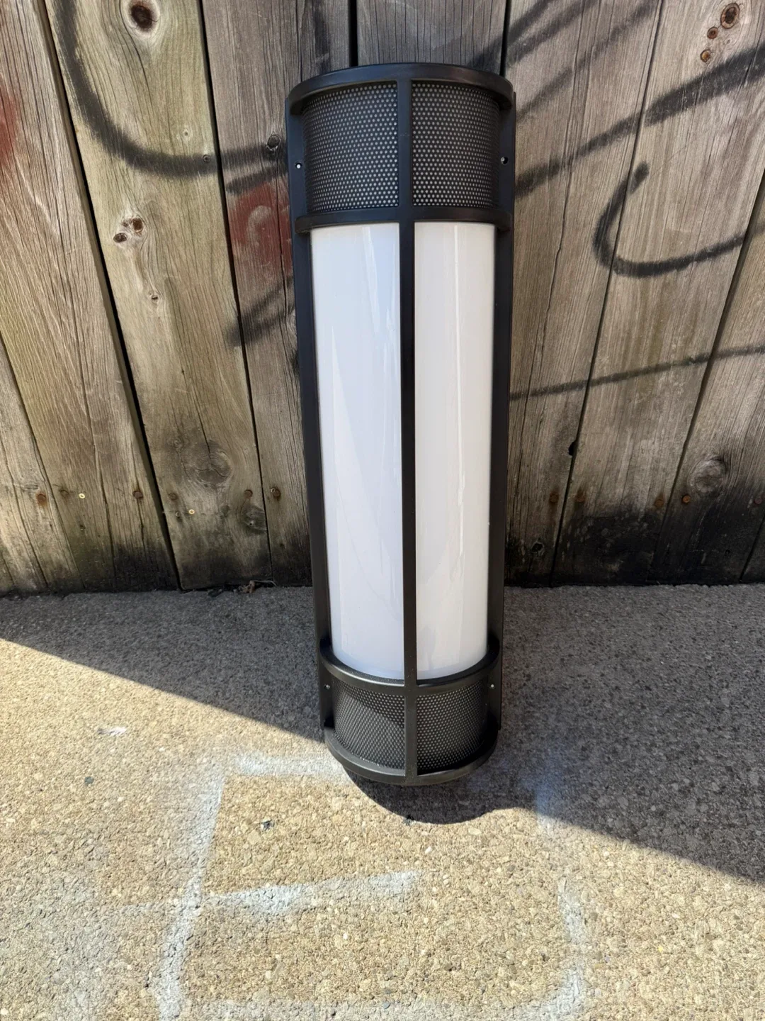Outdoor light thumbnail