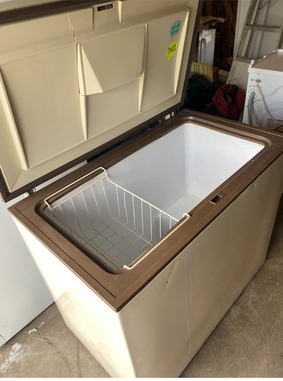 Midsize Chest Freezer thumbnail