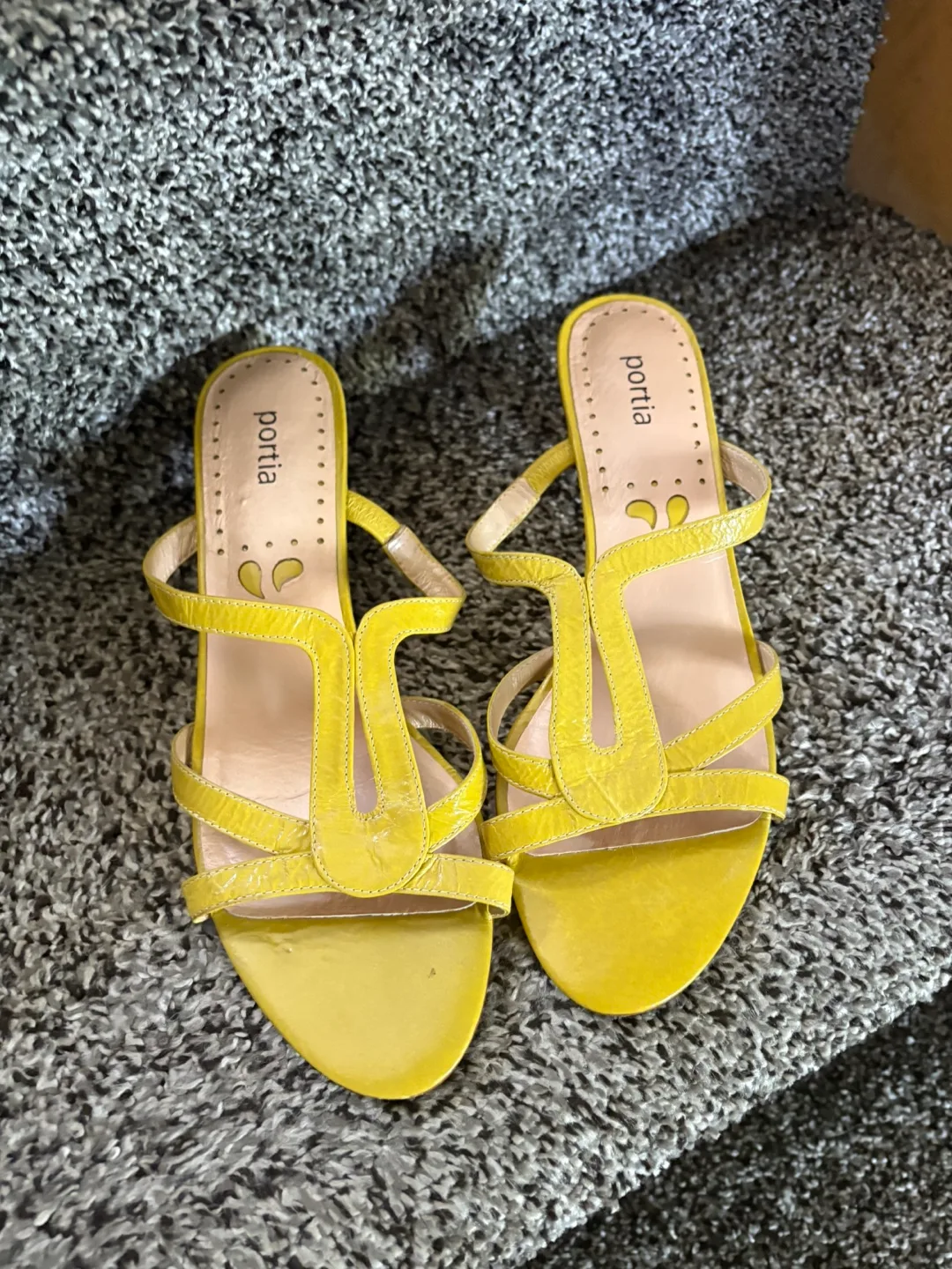 Portia Ginger Yellow Leather Sandals - Size 8.5 image indicator(4)