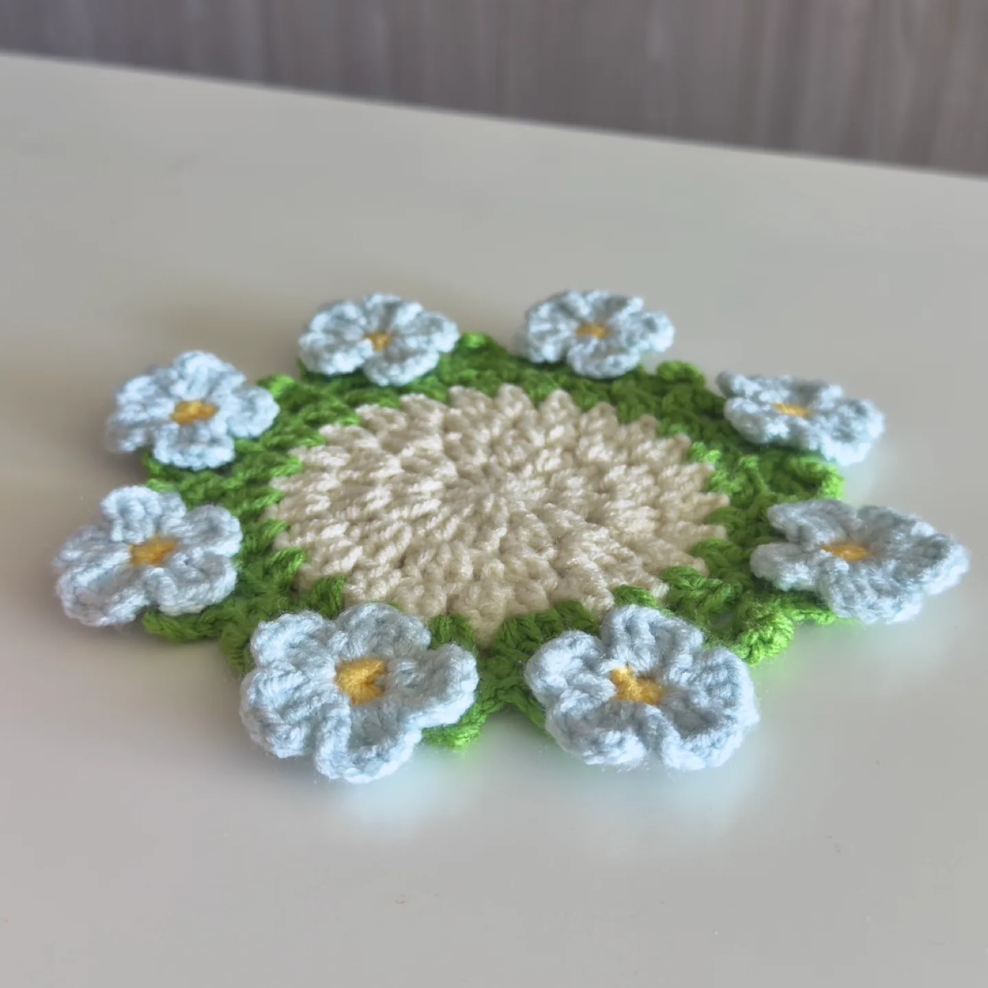 Handmade crochet flower coaster set image indicator(2)