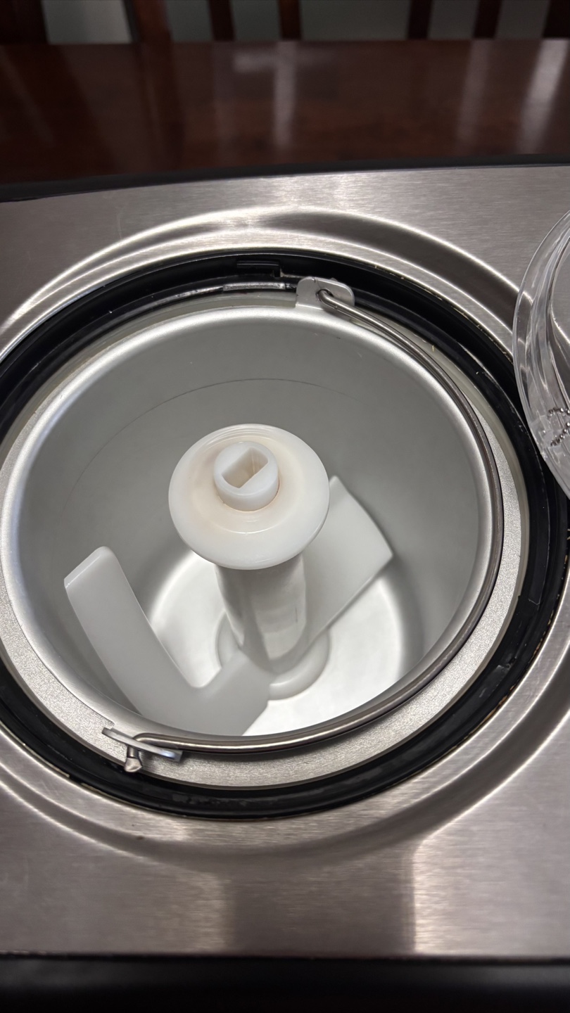 Wolfgang Puck Ice Cream Maker - photo 2
