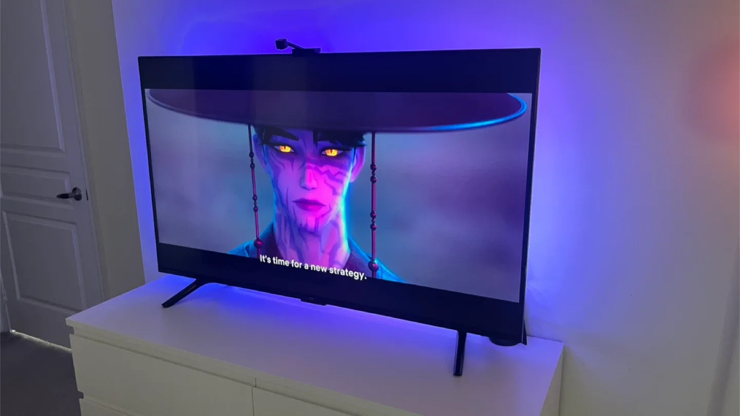 Amazon Fire TV 55" Omni Series + Govee TV LED Backlight image indicator(3)