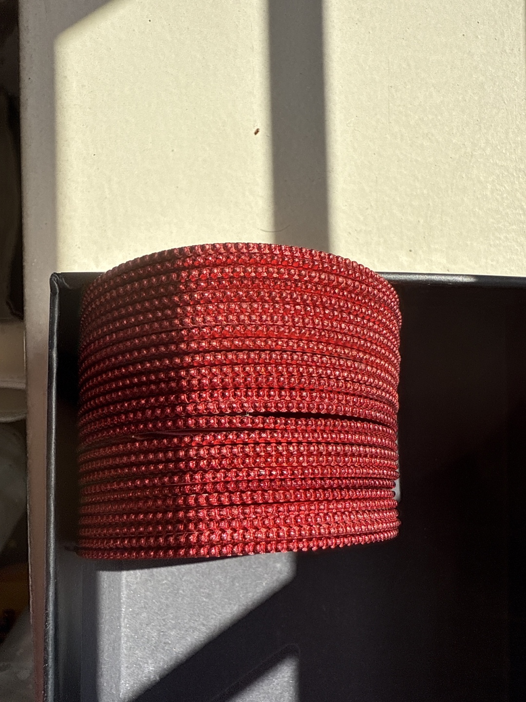 Red Bangles Set in Box - photo 2