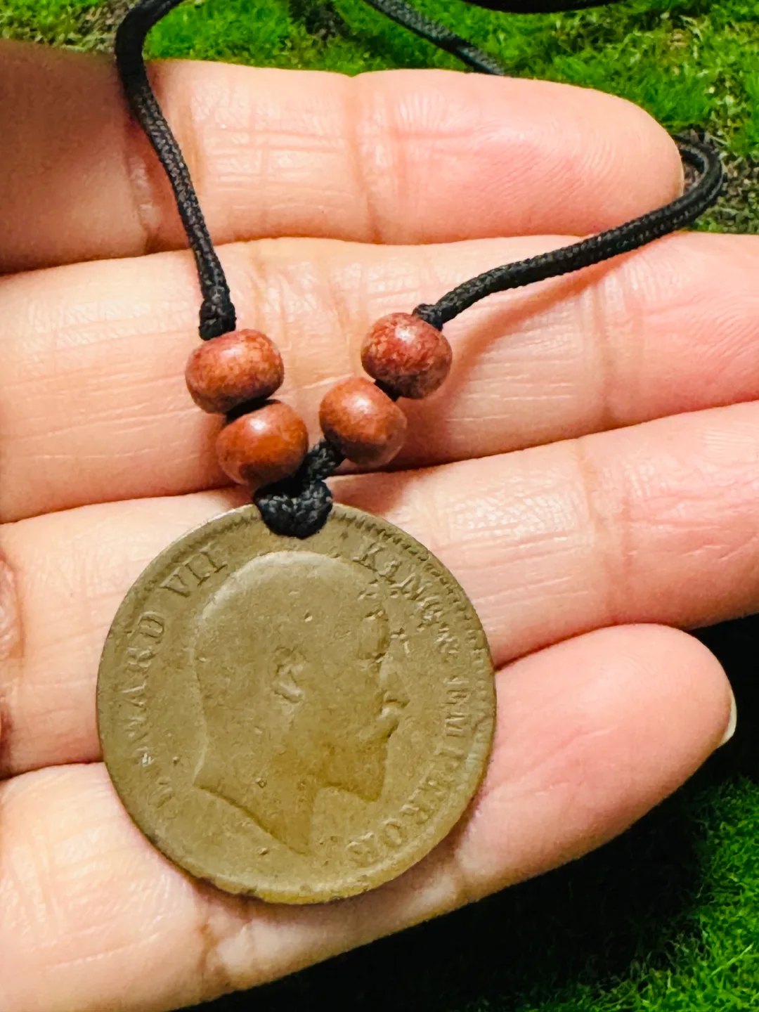 Vintage Coin Pendant Necklace thumbnail