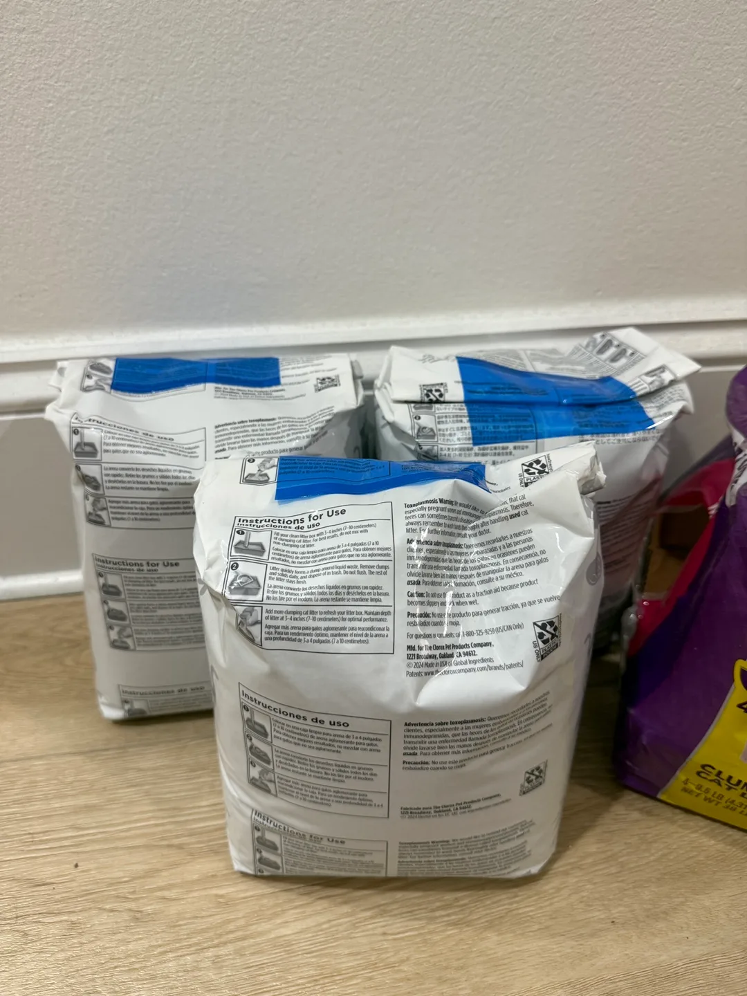 Scoop Away Cat Litter 3 Resealable Packs image indicator(3)