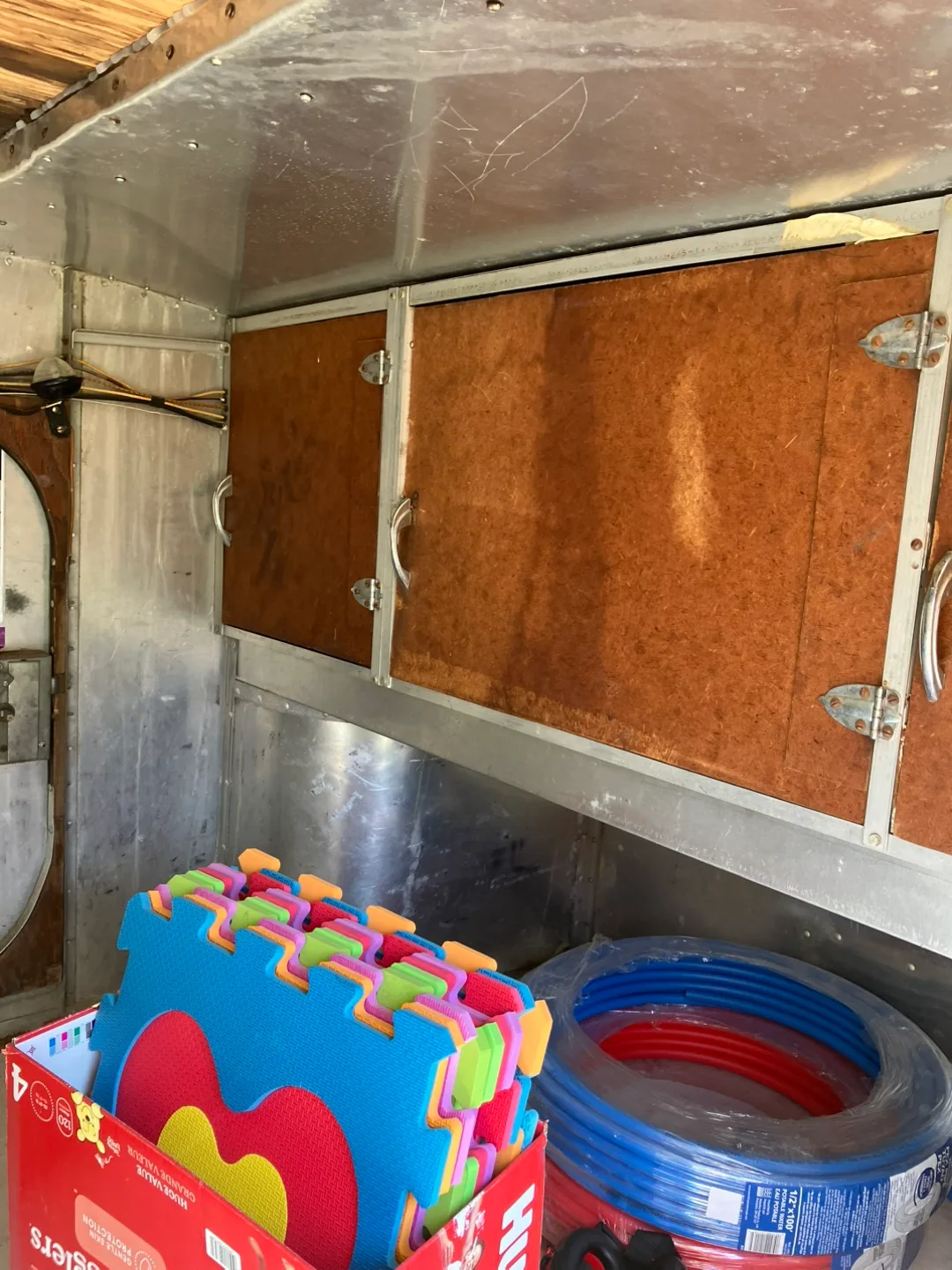 Camping trailer image indicator(2)