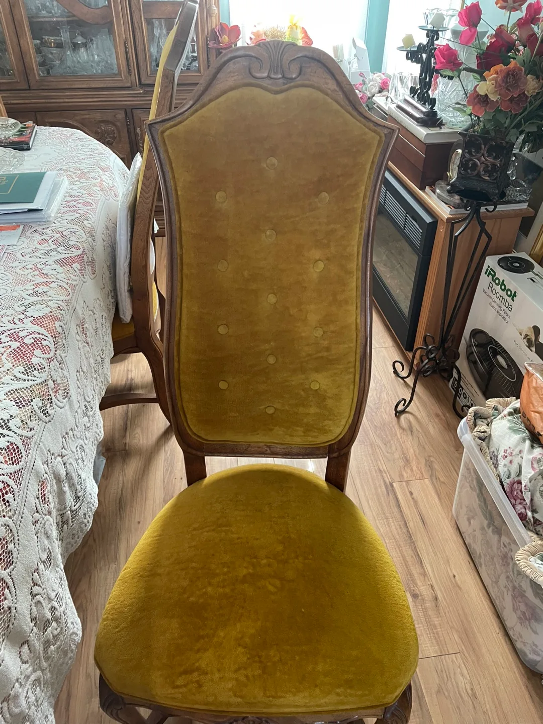 Vintage Dining Set: Table, Chairs, Hutch image indicator(4)