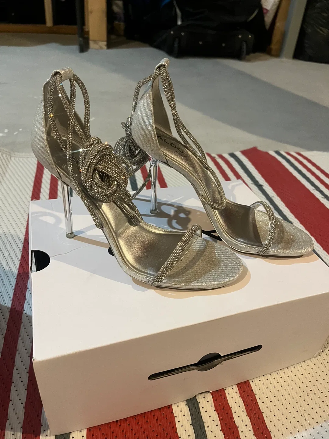 ALDO Caladonia Silver Heels, Size 7.5 thumbnail