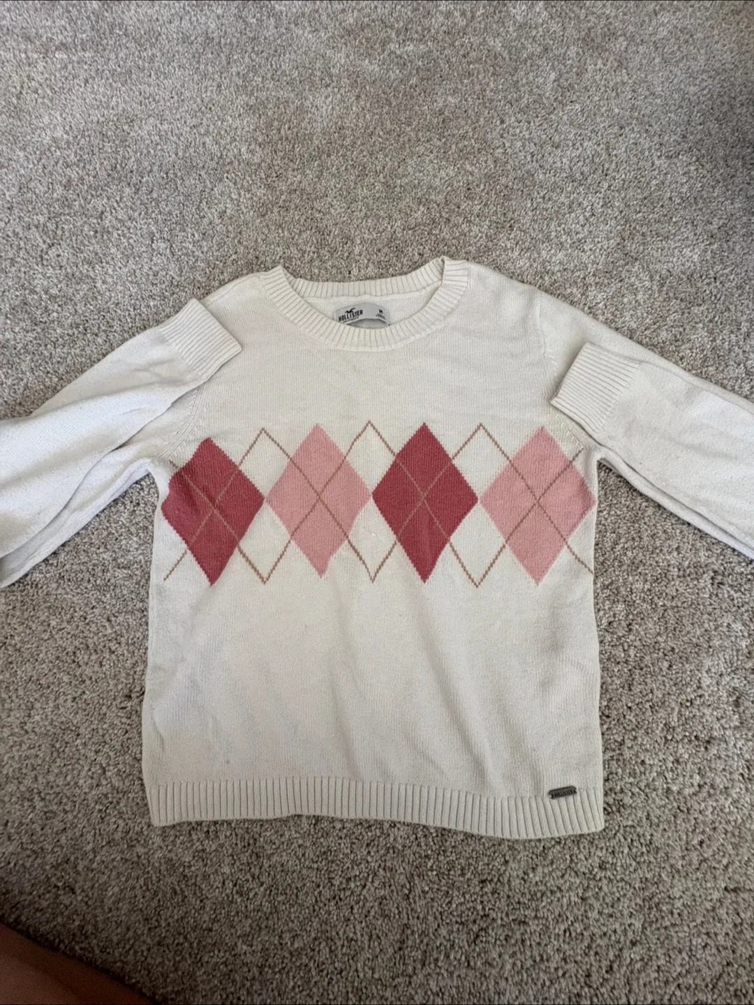 Hollister Cream Argyle Sweater - Size M thumbnail
